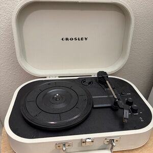 Crowley Record Player